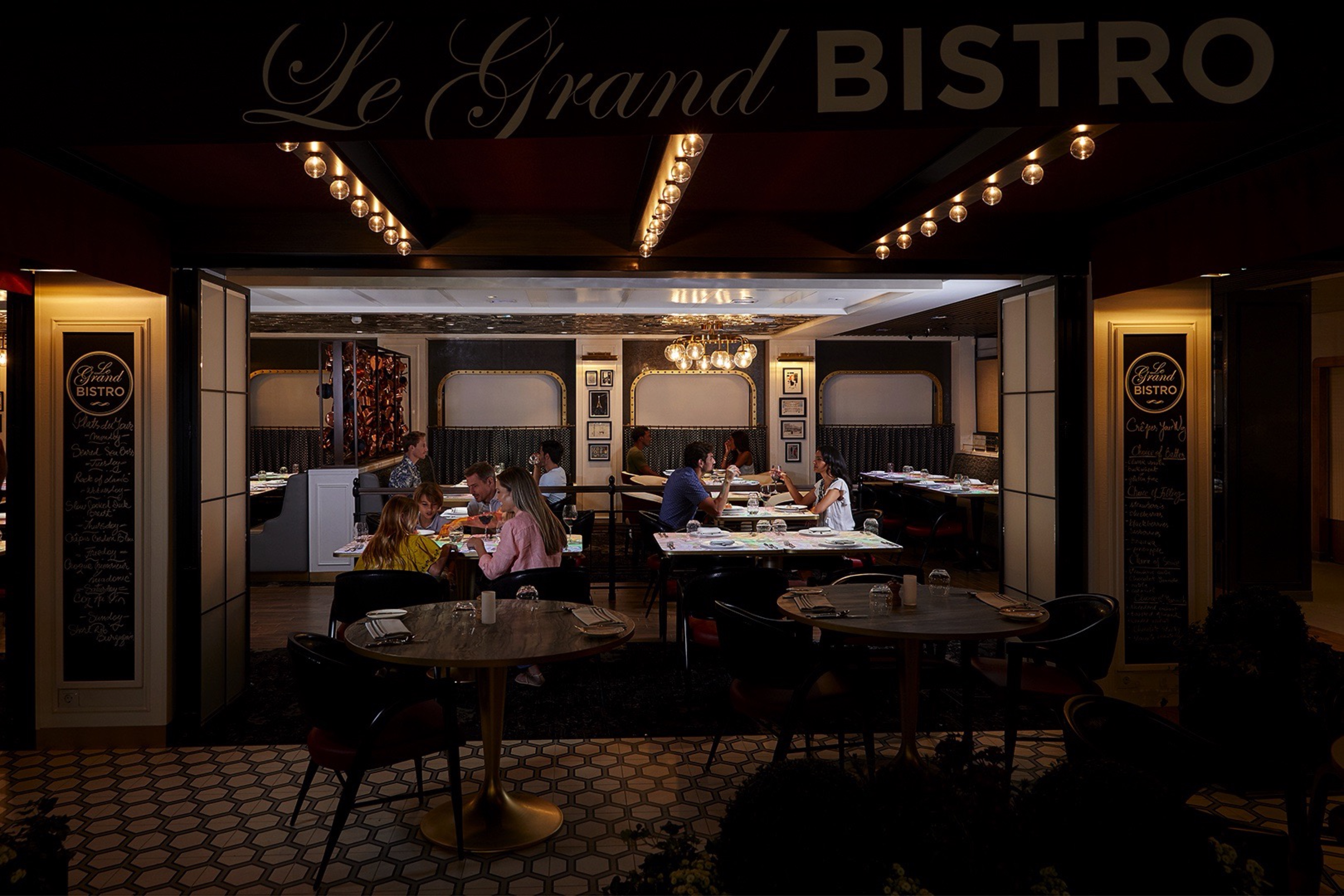 Celebrity Solstice - Le Petit Chef®